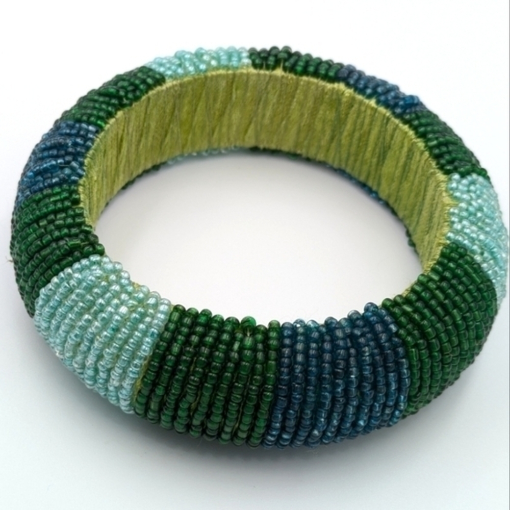 5/25$  Blue and green seed bead beaded bangle bracelet